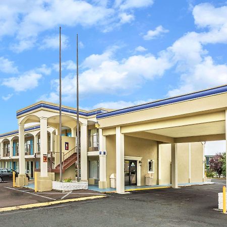 Days Inn By Wyndham Ashland Exteriér fotografie